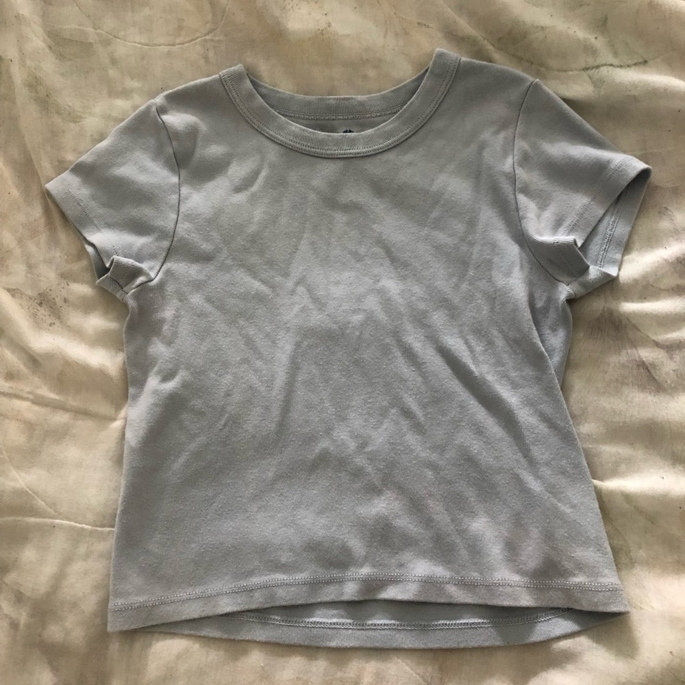 PERIWINKLE BRANDY MELVILLE BABY TEE
